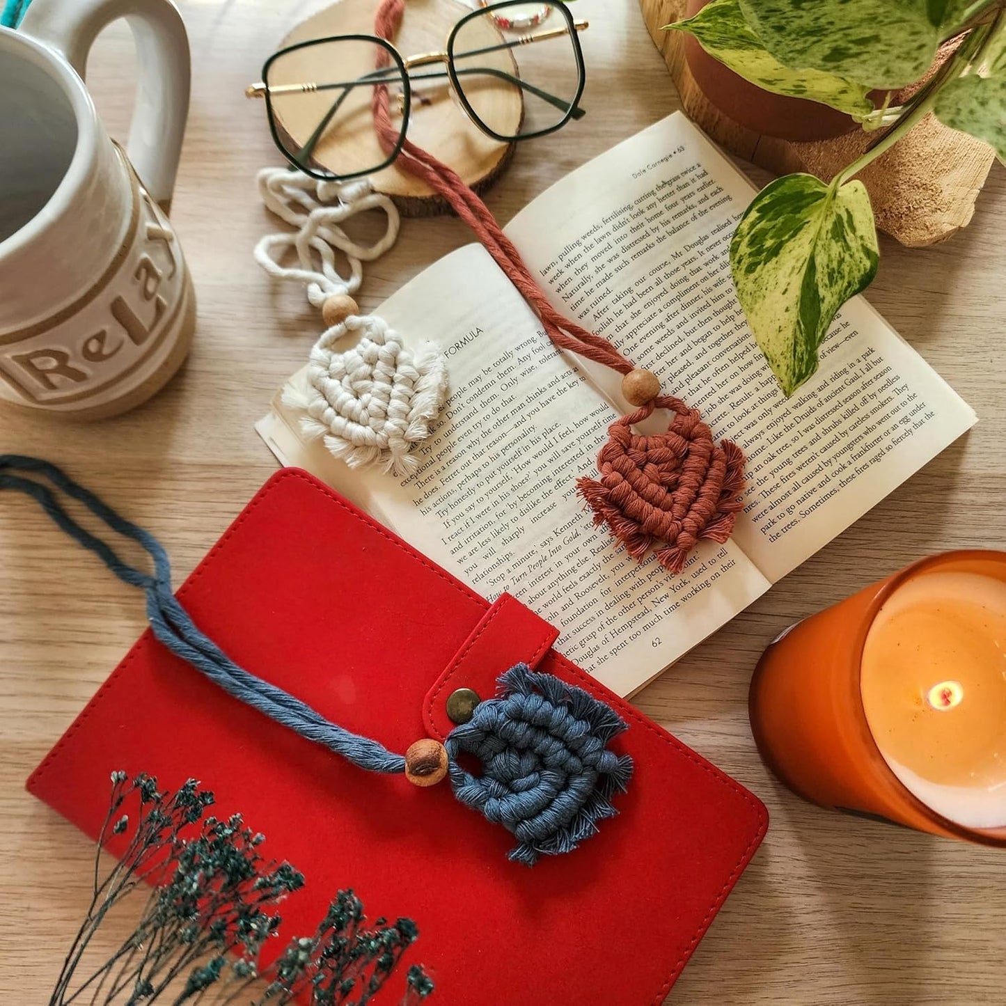 New Bookmark Triagle (Cozy Reader Set)