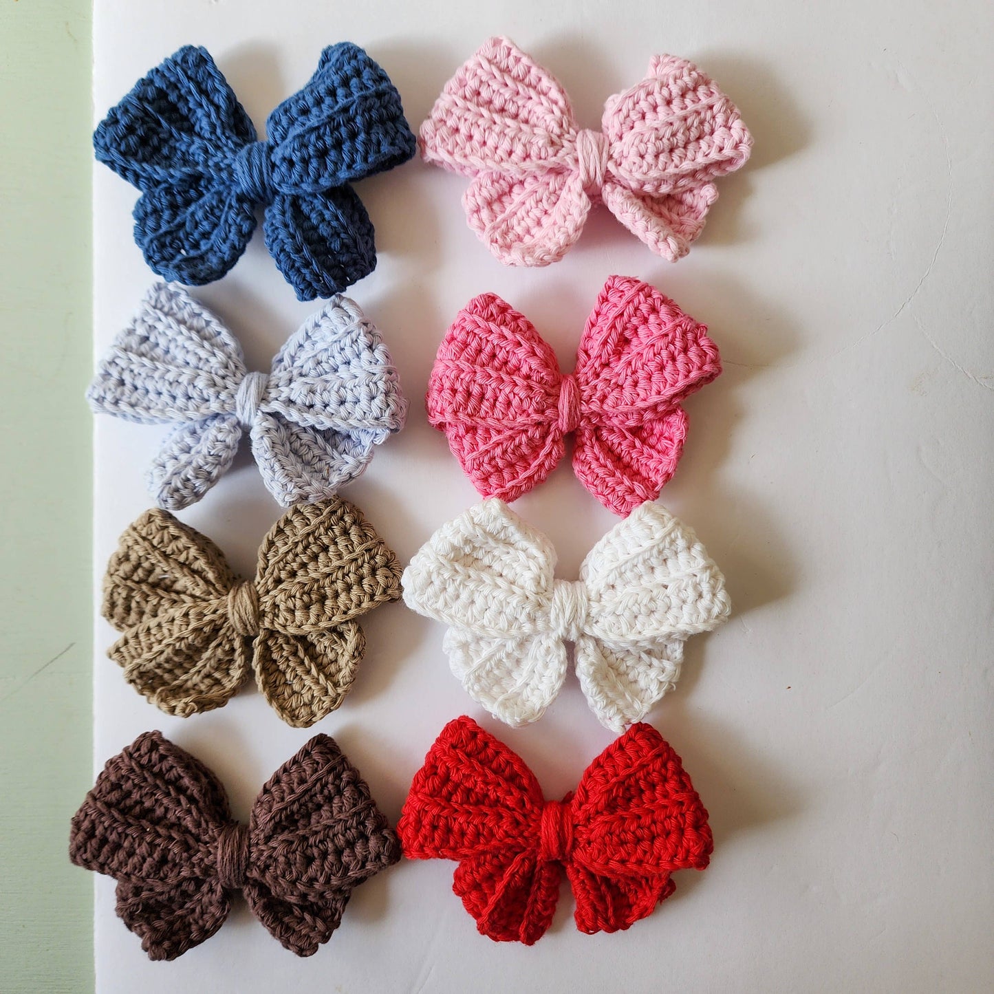 Elegant Bow Keychains – A Chic Handmade Statement