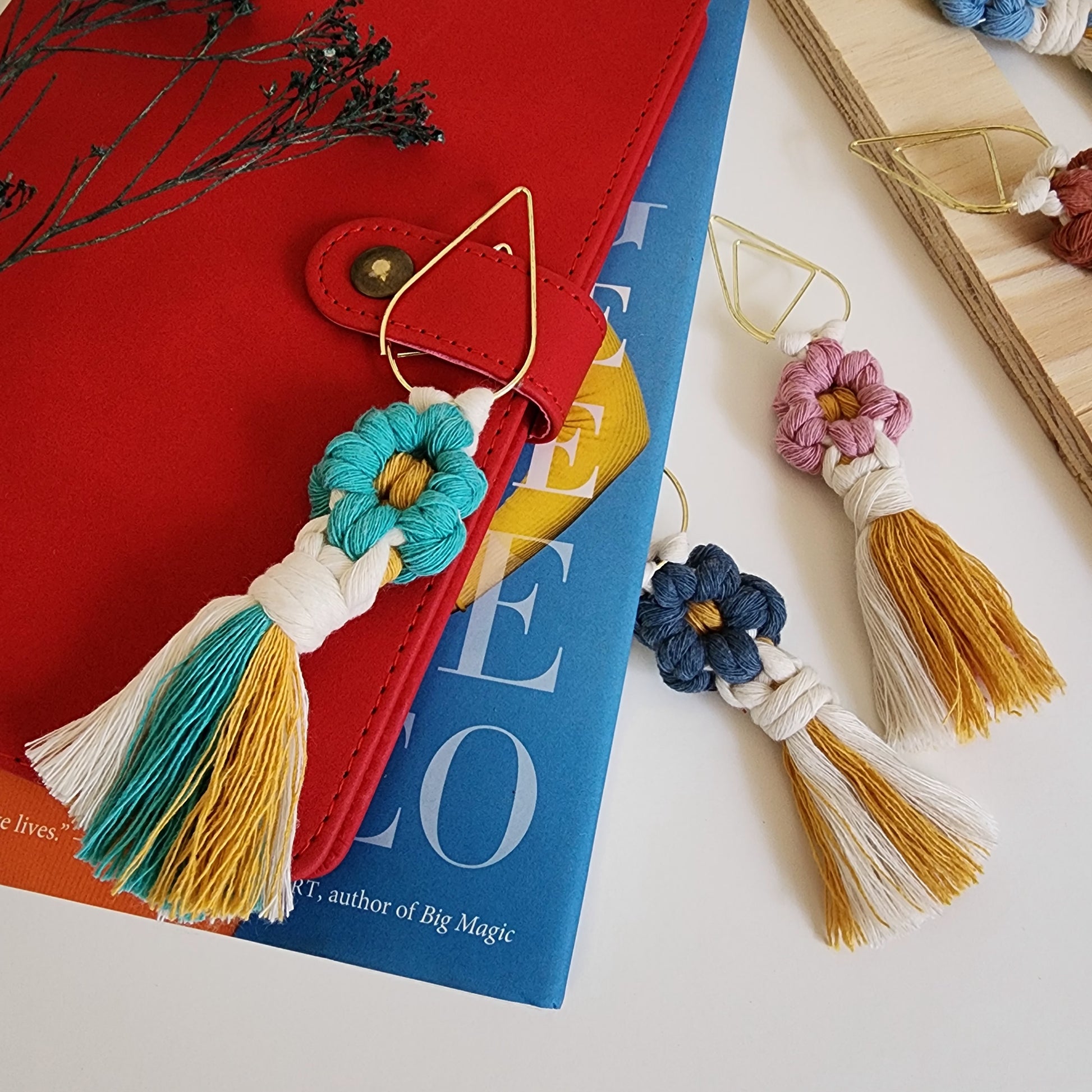 How to Make a Bookmark Tassel
