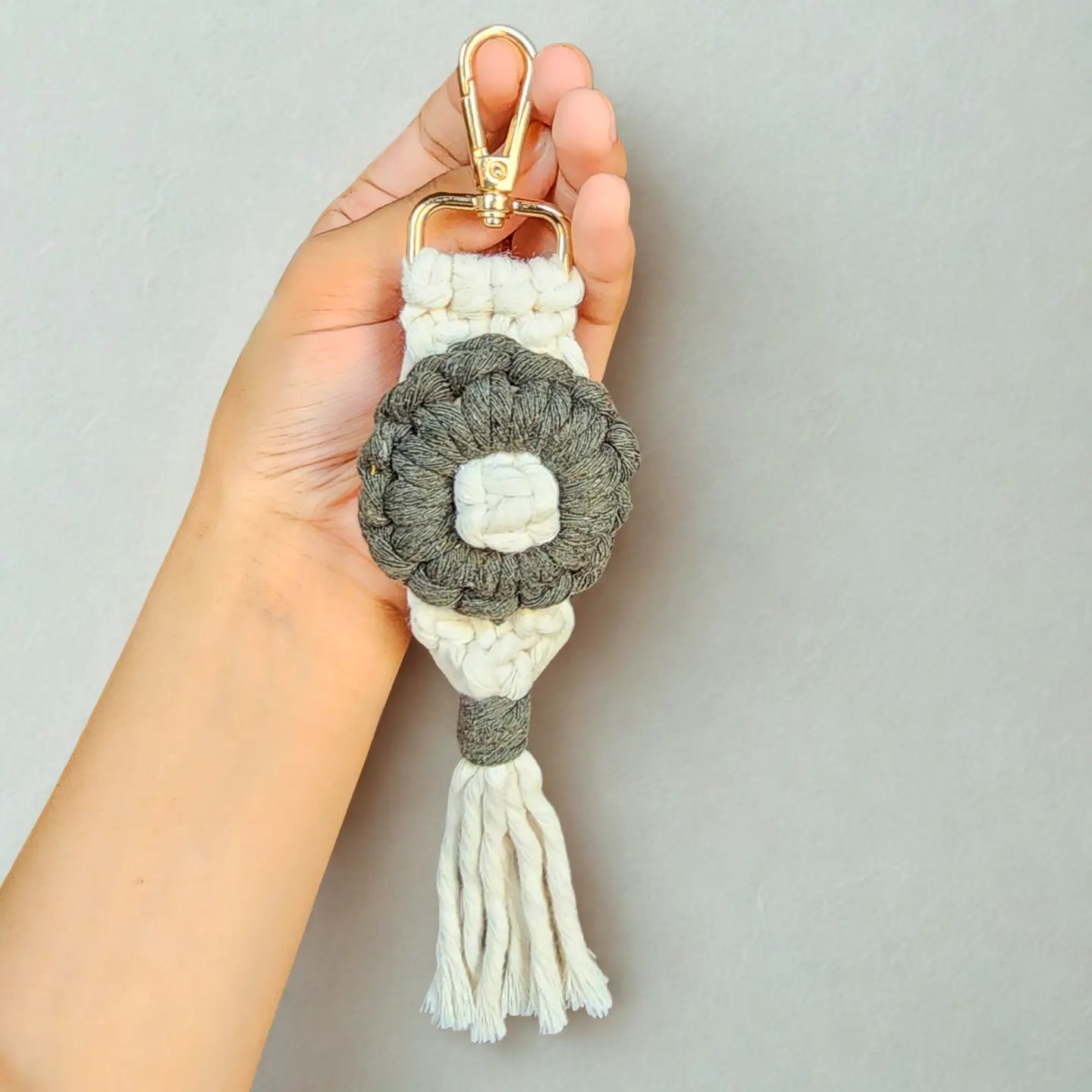 Handmade Flower-Power Keychain | Boho Eco-Friendly Bag Charm | Pack of 5 - $5 each | WHOLESALE