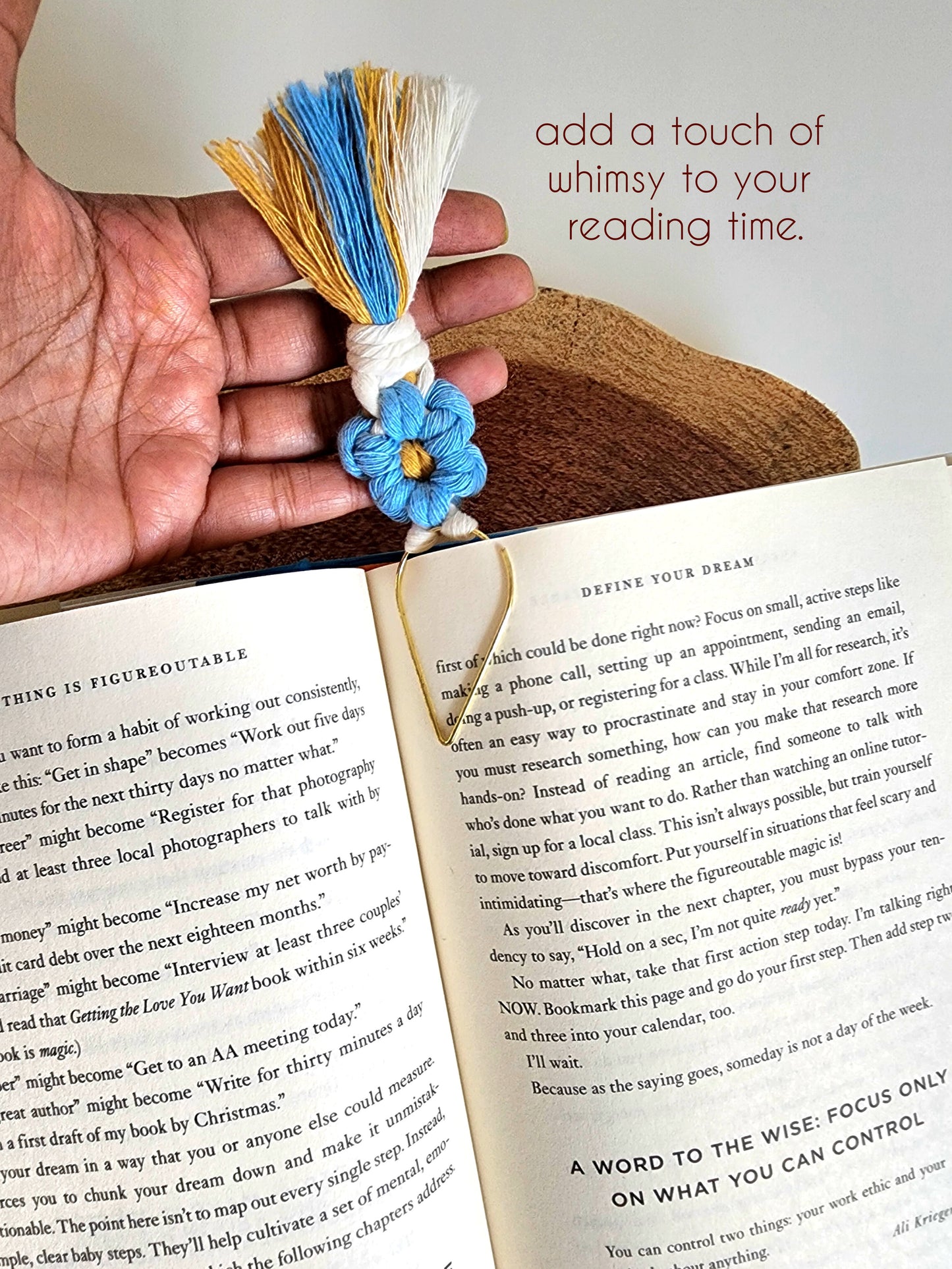 Macrame Daisy Flowers Bookmark Charm, Handmade Book Accessory